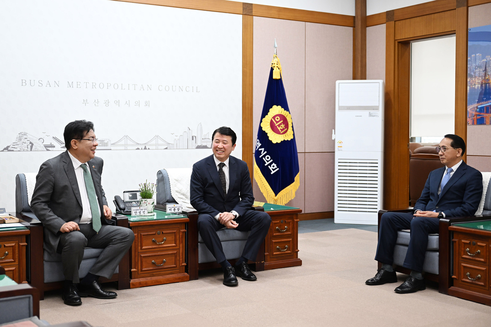 가덕도신공항건설공단 이사장 예방(접견실)