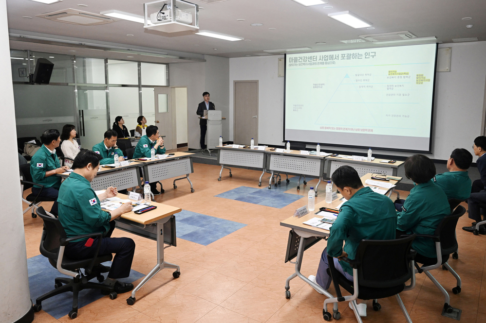 제324회 임시회 현장방문(마을건강센터) 사진