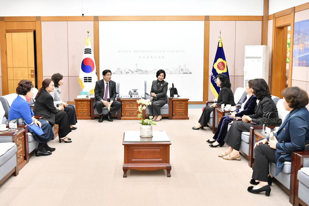 한국여성경제인연합회 부산지회 신임회장단 예방