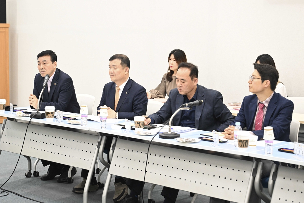 글로벌 거점 도시 건설 특별위원회 「신공항과 도시 인프라의 미래」 포럼 개최