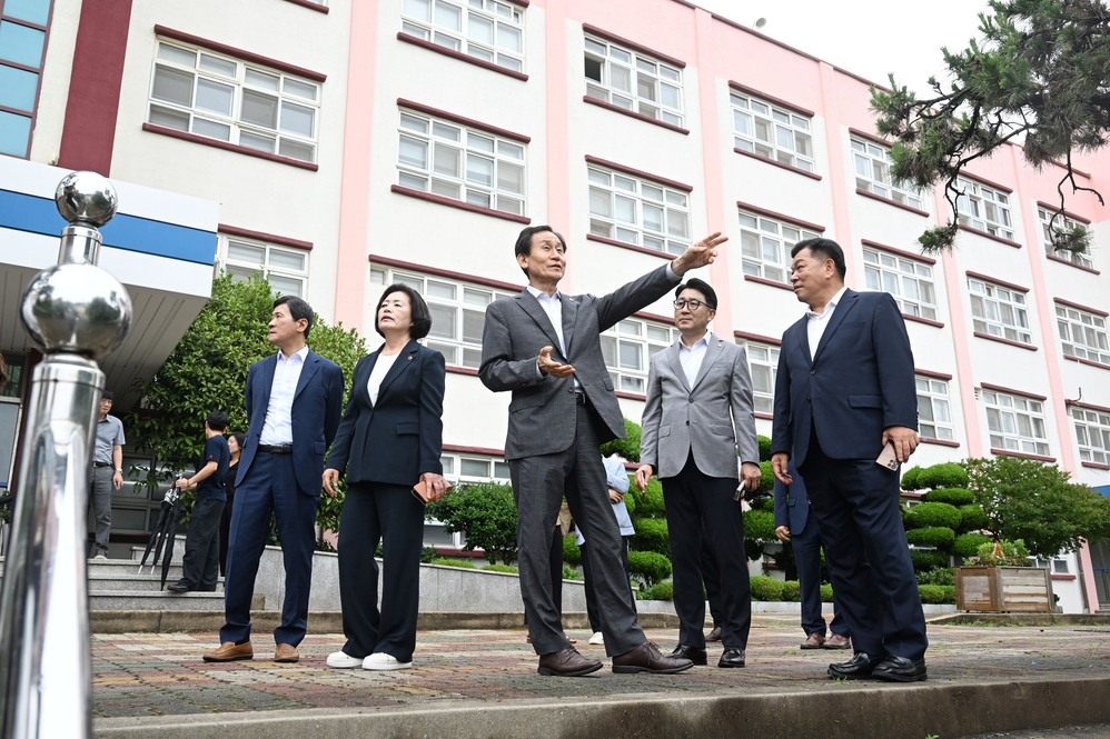 제330회 임시회 교육위원회 현장방문(부산남고)
