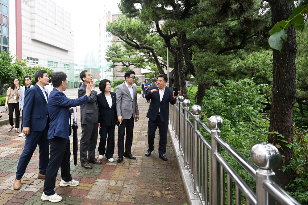 제330회 임시회 교육위원회 현장방문(부산남고)