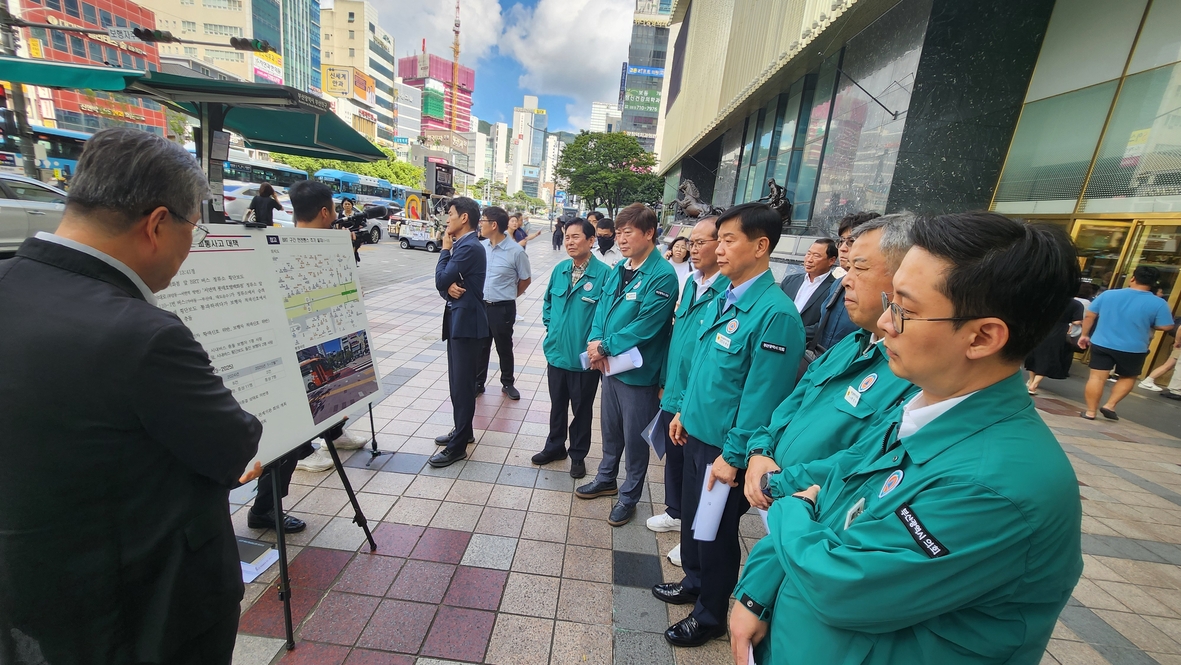 제331회 임시회 건설교통위원회 현장방문(서면 롯데백화점 앞 BRT 현장)
