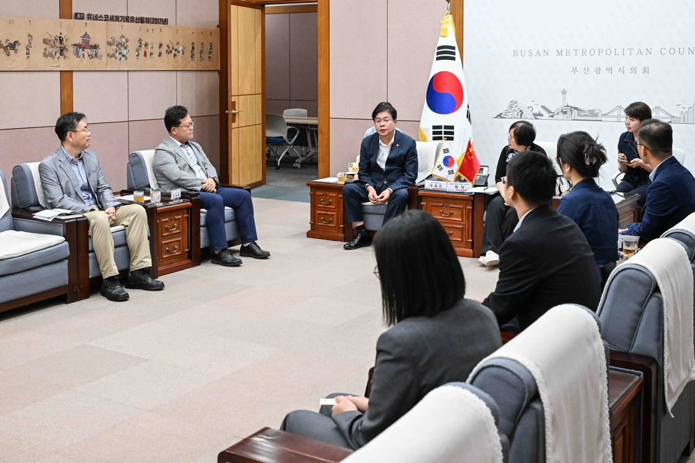 중국 전인대 법제공작위원회 예방(접견실)