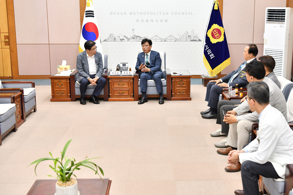국제로타리 3661지구 신임총재단 예방